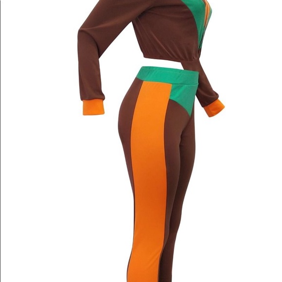 2 Piece Casual Sweatsuit - Picture 3 of 5